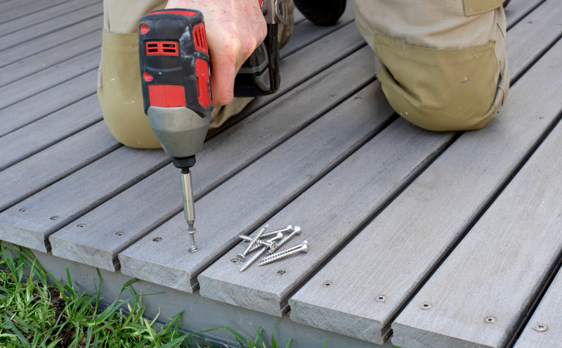 Screws for decking