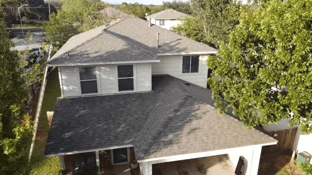Asphalt roofing shingles